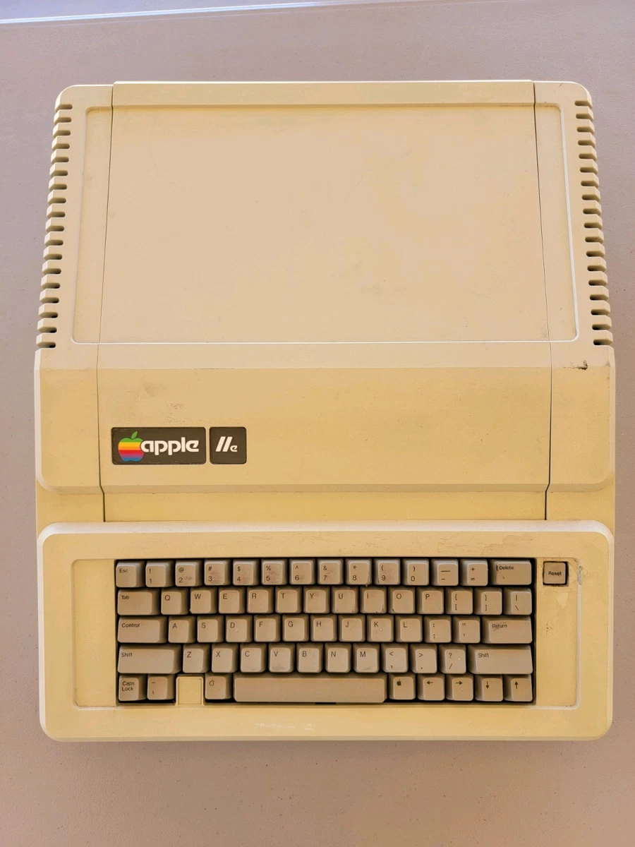 Apple IIe Vintage Computers & Mainframes | eBay