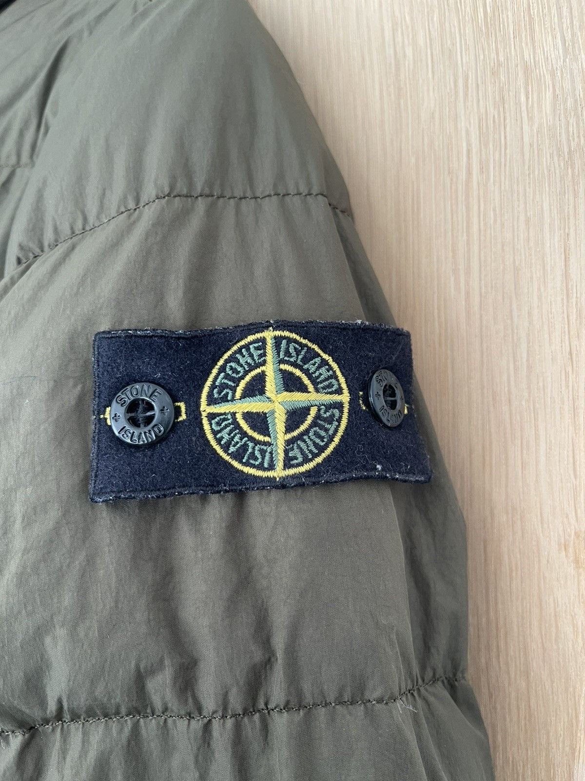 Stone island khaki Junior Down puffer Jacket, Age 10  pre loved great condition image 5