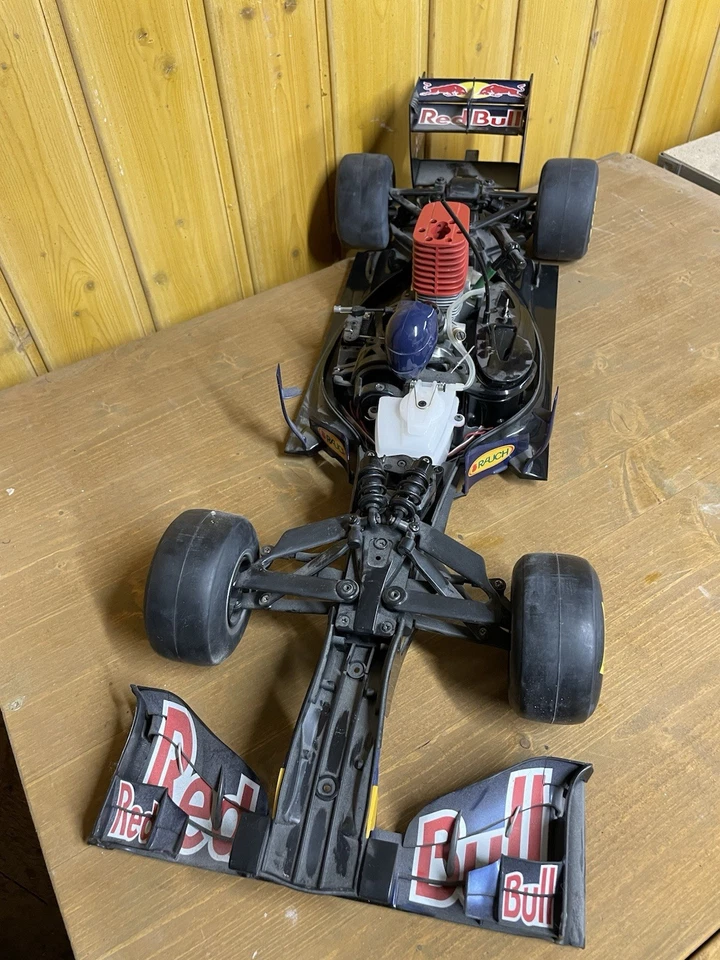 DeAgostini Kyosho RB7 RedBull Racing 1:7 - Bild 2 von 4