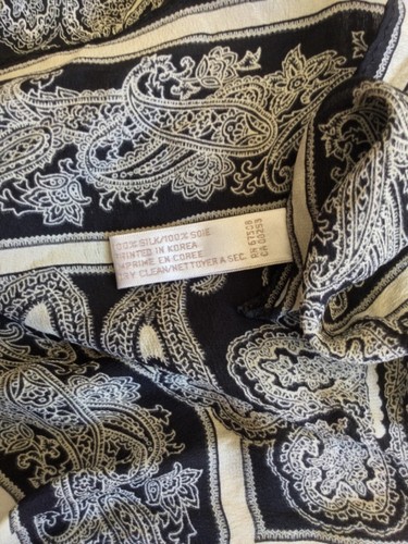 Jones New York Women Scarf Black & Beige Square 100% Silk 20x20 In - Picture 7 of 12