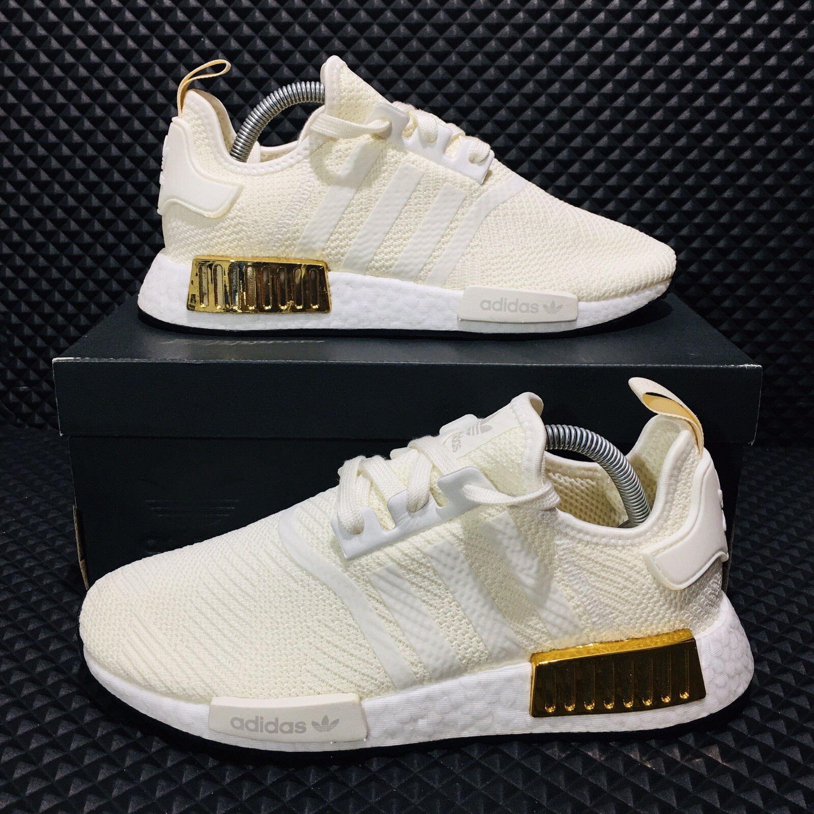 adidas originals nmd r1 womens