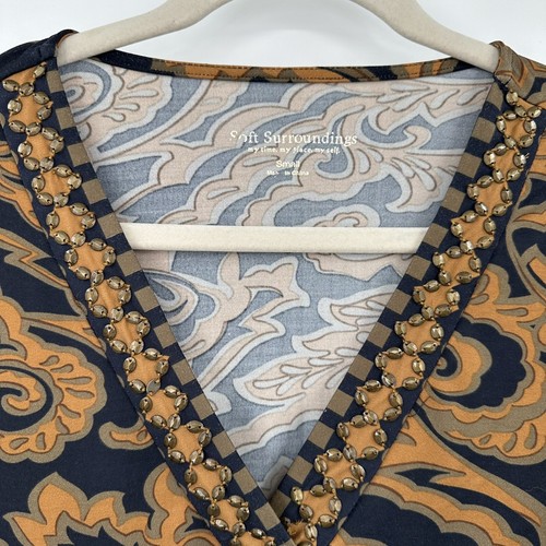 Soft Surroundings Beaded Neck 3/4 Sleeve Damask Tunic Top Blouse Size Small - Picture 2 of 7