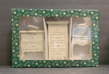 DILLARD'S TRIMMINGS DOLLHOUSE FURNITURE DRESSERS DRESSING TABLE-ORNAMENTS. NEW