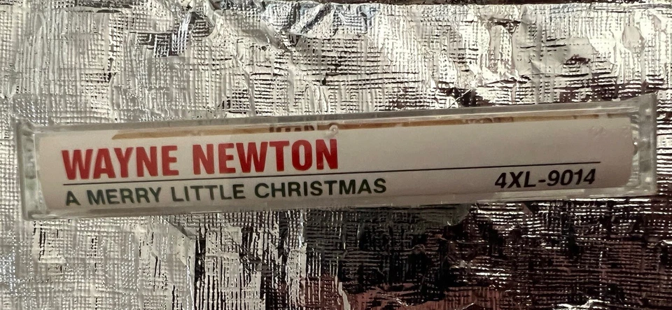Wayne Newton - A Merry Little Christmas Cassette Tape Christmas Holiday Music Foto 2 de 4