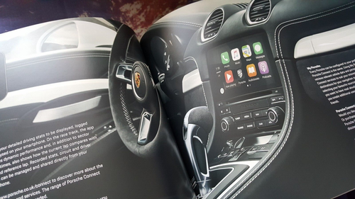 Porsche 718 Spyder Sales Brochure - 2021 - Manual & PDK Transmissions - Picture 7 of 10