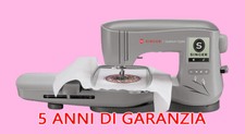 MACCHINA RICAMATRICE SINGER QUANTUM STYLIST EM 200 + TELAIO BORDI INFINITI