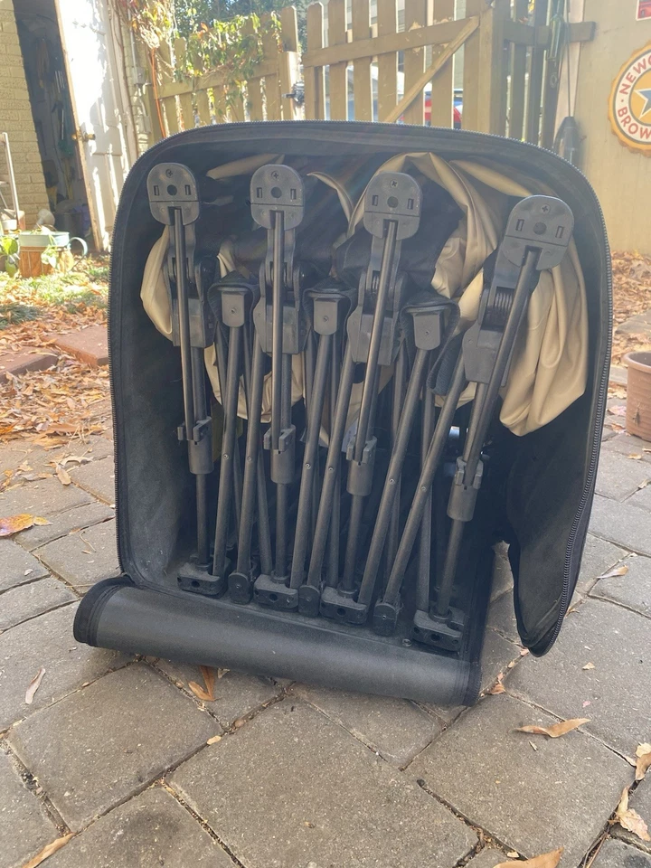 Colchón de aire inflable para puerta delantera con bomba incorporada y marco doble Foto 3 de 4