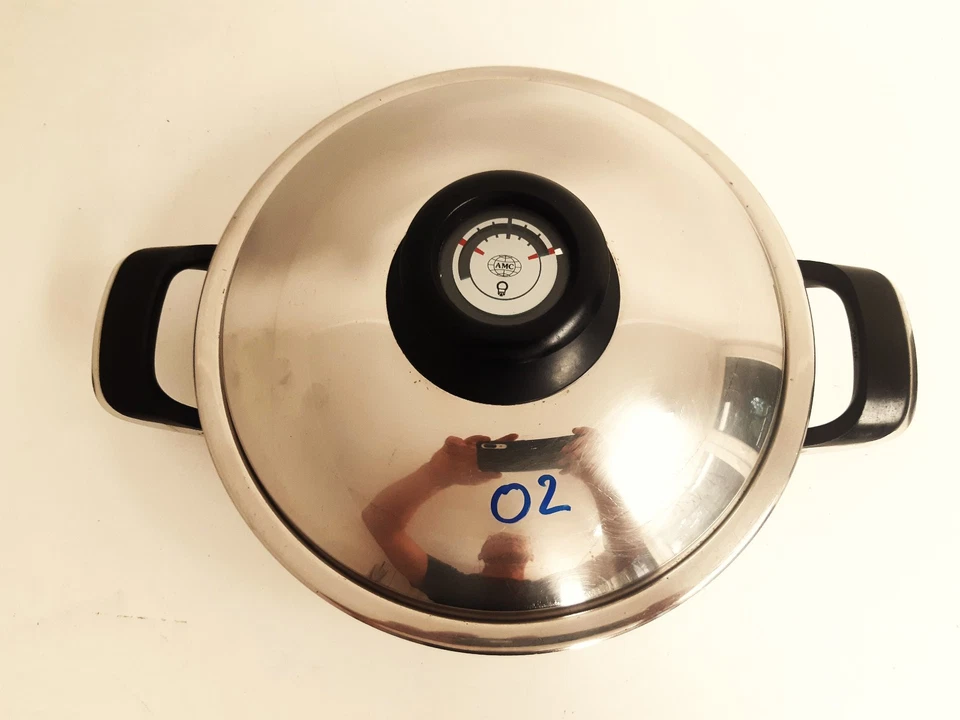 AMC #02 Topf 3,5 Liter Durchmesser 24 cm mit Deckel