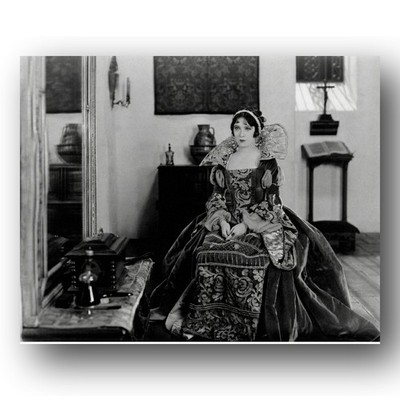 Aileen Pringle Photo 8x10 In The Palace Of The King Silent Film Portrait US