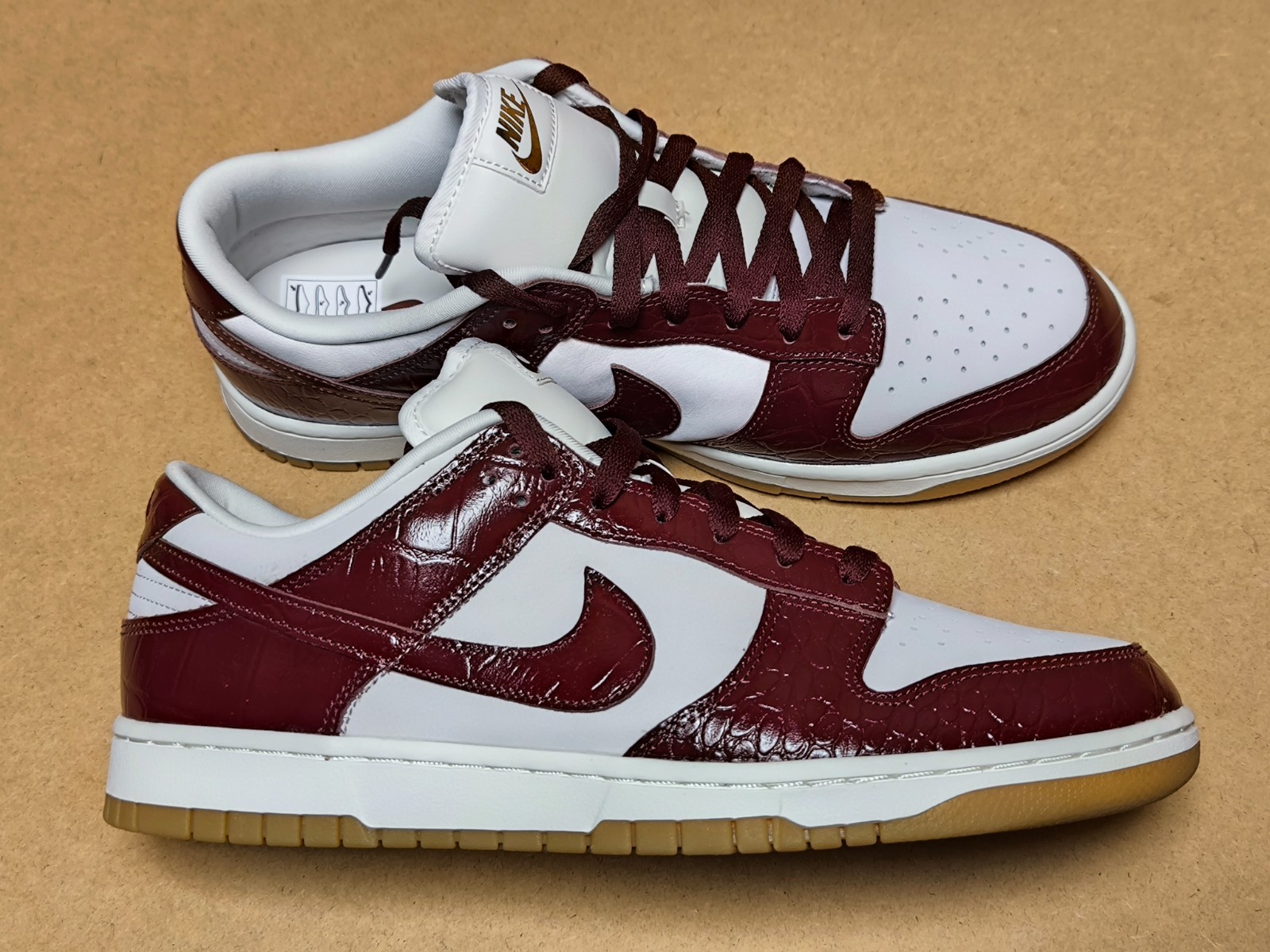 Nike Dunk Low LX Phantom, Dark Team Red & Sail PVP £129,99 UK9,5