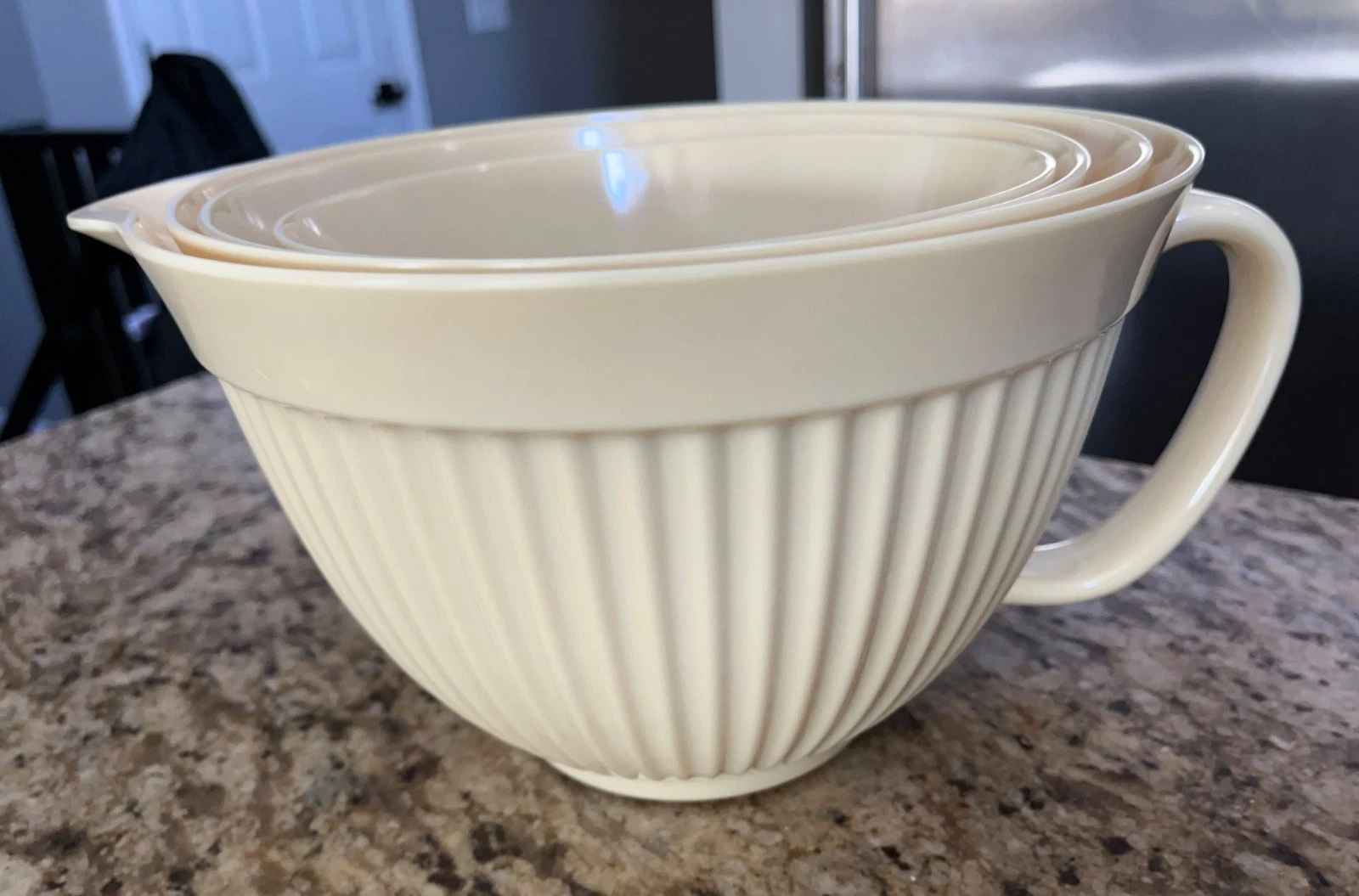 Vtg Norpro Grip-EZ Set of 4 Mixing Bowls (4/3/2/1 Quarts) Melamine Plastic
