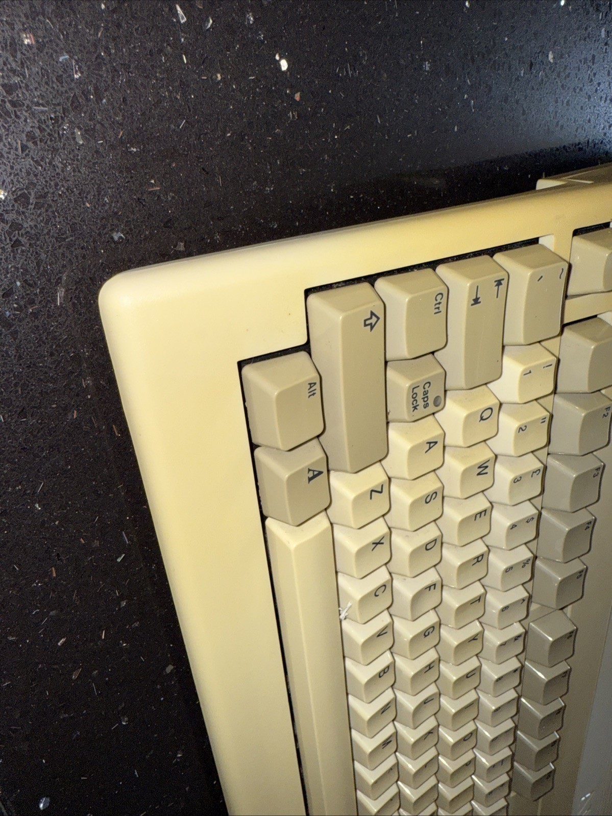 5 Pistoncini Stantuffi Bianchi Con Molle Per Tastiera Commodore Amiga A500, Ricambio