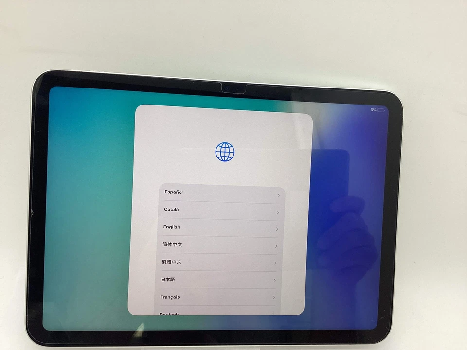 Apple iPad (10th generation) · 64GB · Cellular, foto 1 de 4