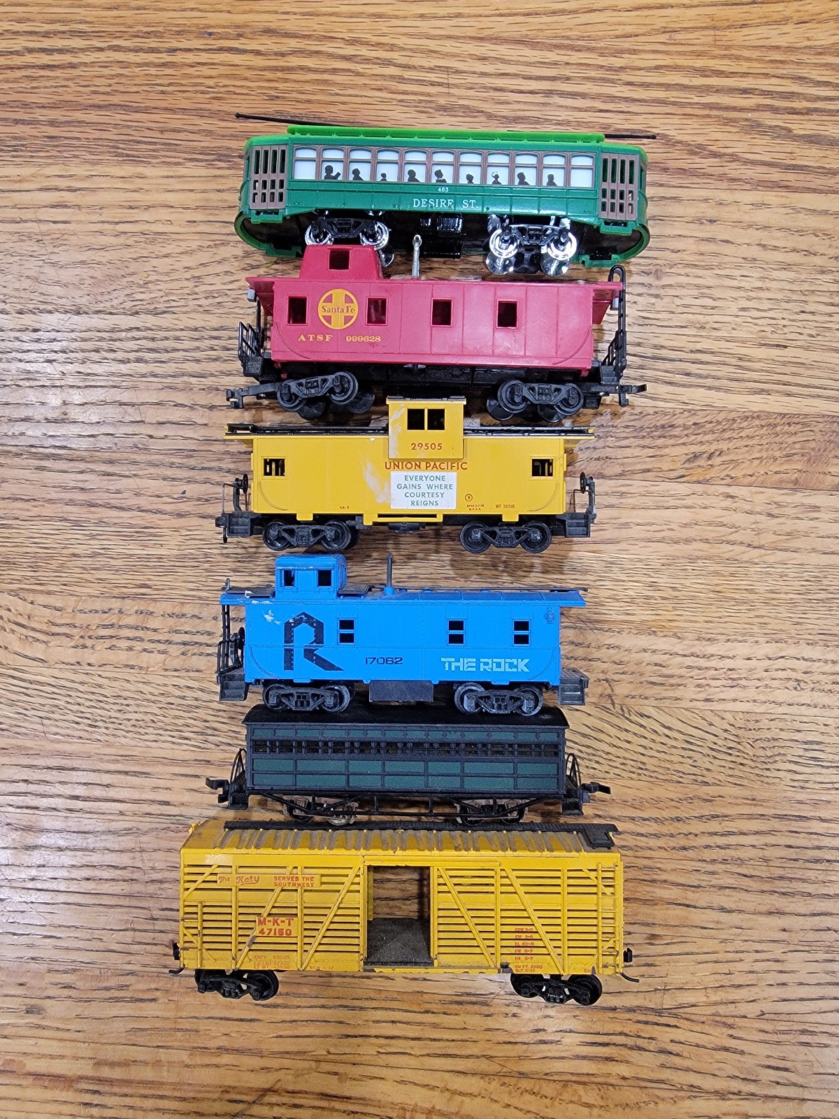 Lot of 6 Assorted  Ho scale Freight cars Parts only read description