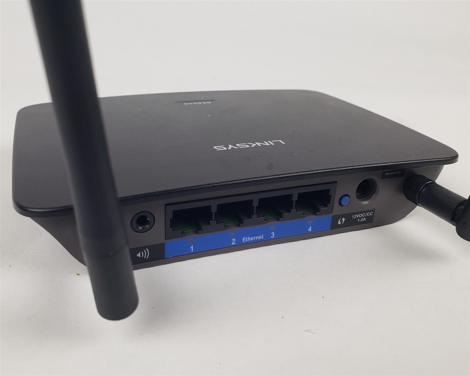 Linksys RE6500 AC1200 Dual Band WiFi Range Extender w/ Power Cord