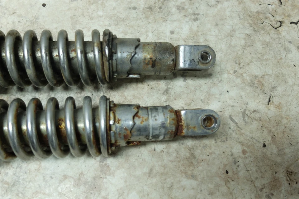 74 Amortiguadores traseros derecho izquierdo honda cb 200 t cb200t Foto 2 de 4