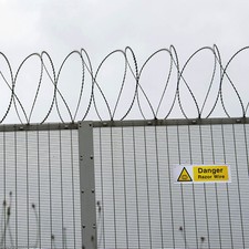 Razor Security Fence Wire 65m long 10m Coiled Concertina Type Barb Fencing