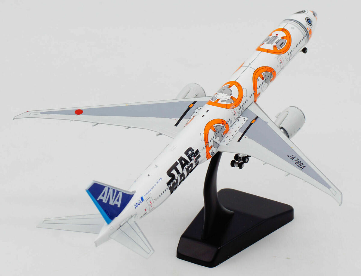 1:400 Aviation400 ANA B777-300ER JA789A “STAR WARS”Free Tractor+Stand