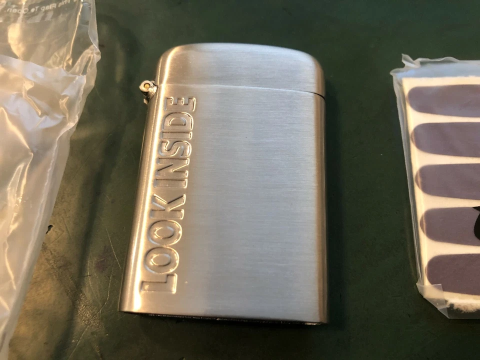 Collezionismo/Oggetti Per Fumatori PORTA FIAMMIFERI IN ACCIAIO box LOOK INSIDE - Immagine 2 di 4