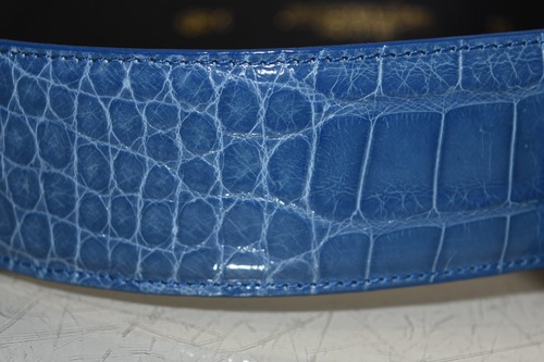 NEW Oscar de la Renta AMERICAN ALLIGATOR SKINS Buckle Waist Belt Blue XS x small - Picture 4 of 5