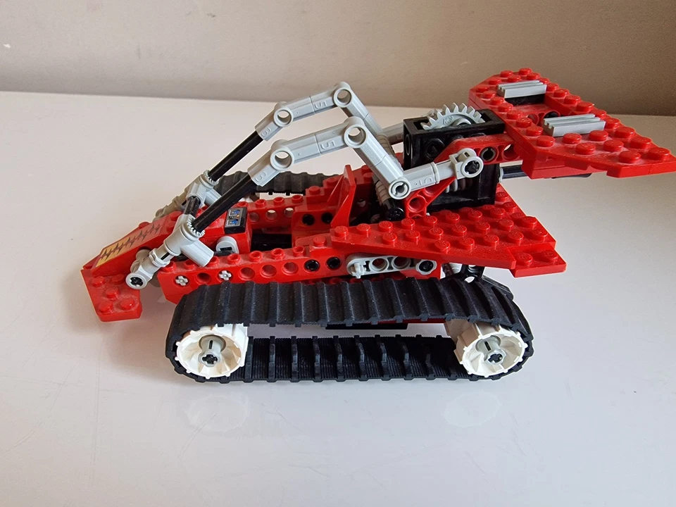 LEGO Technic 8229 Tread Trekker, photo 4 of 5