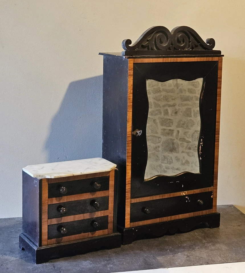 armoire vitrée + commode - meuble pour poupée ancienne ( circa 1950 , France ) - Photo 2/4