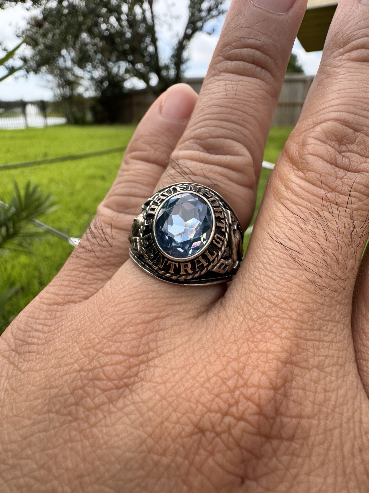 Davenport Central High School Class Ring - image 12