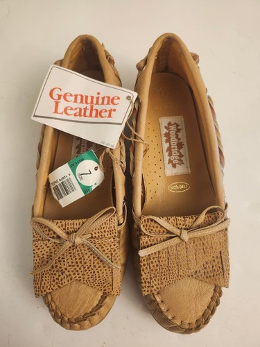 Woodbridge Leather Moccasins Boat Loafer Tan Slip On Womens Size 7 NEW W/TAGS - Picture 10 of 14