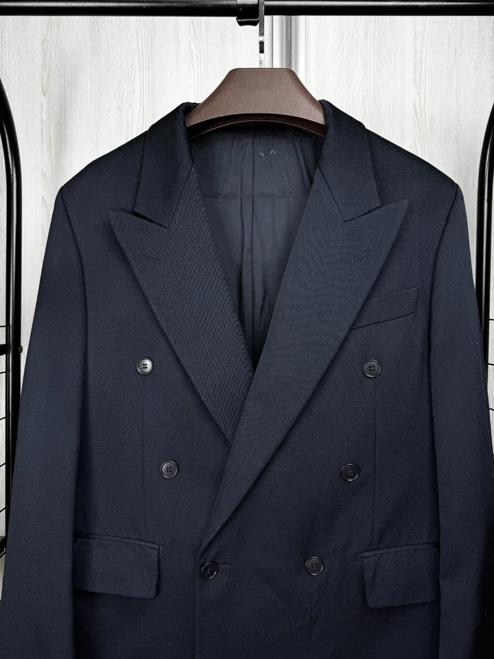 Blazer de lana de doble botonadura azul marino Yves Saint Laurent Foto 3 de 4