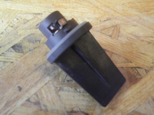 318373 Lampenfassung für Hauptscheinwerfer BMW 5er Touring (E61) 15620100