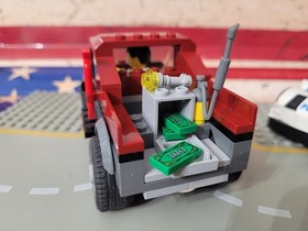 My Lego Town/City 60128 Police Pursuit, 100% complete, extras, retired