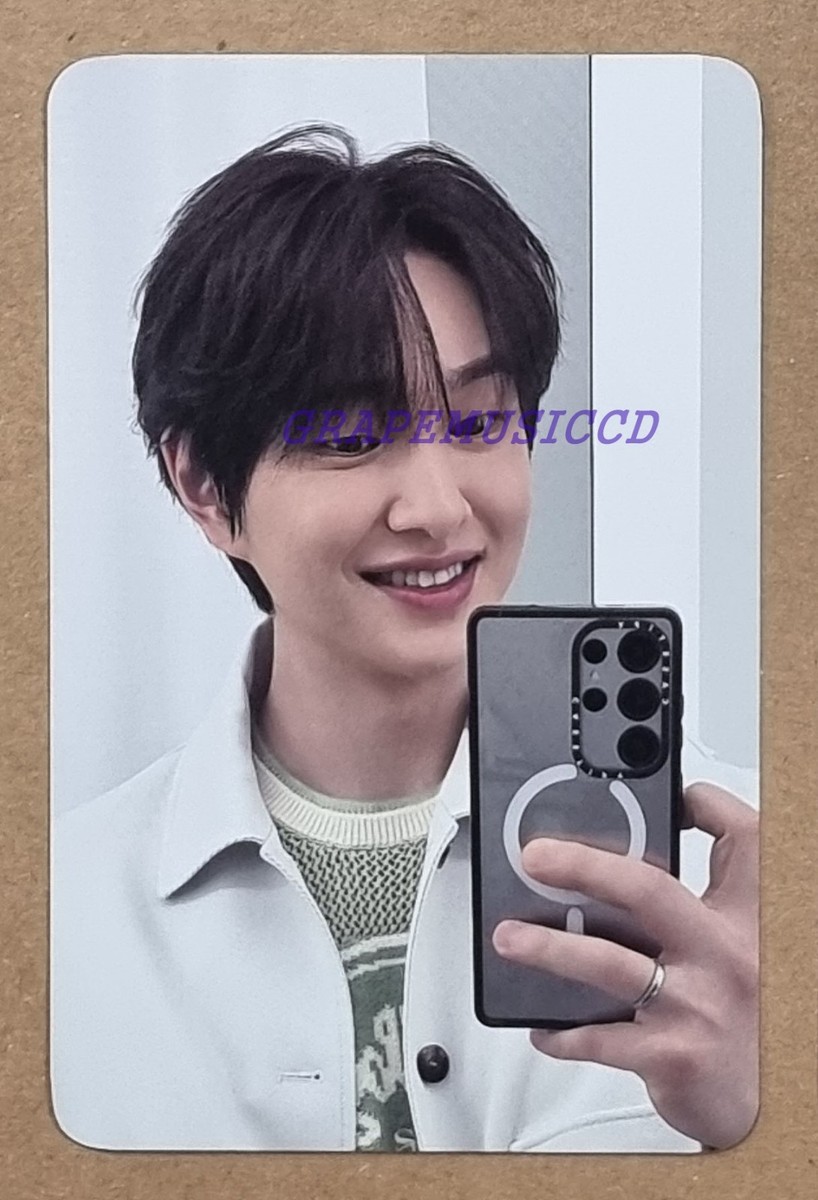 2025 SHINee World VII E.S.S.A.Y DIGITAL CODE ver. KTOWN4U POB
