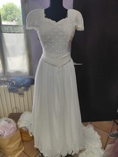 Brautkleid aus Chiffon und Seide inkl. Unterrock und Handschuhen