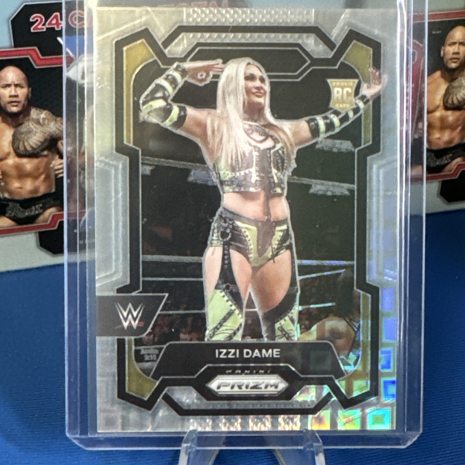 2024 Panini Prizm WWE Izzi Dame Pandora Premium RC 094/199