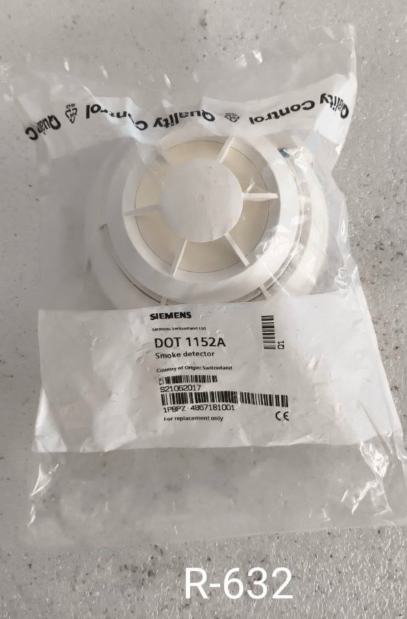 Siemens DOT 1152A Smoke Detector Fast Shipping
