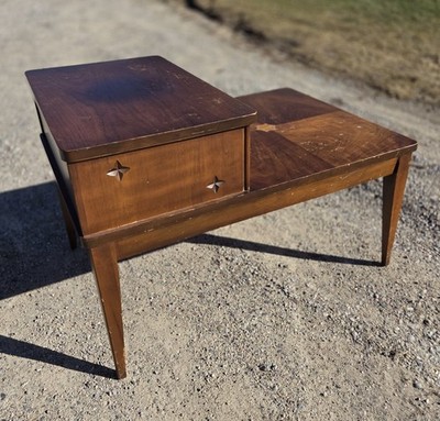 One Mid-century Mersman ( 1950s-1970s ) step-up side table solid