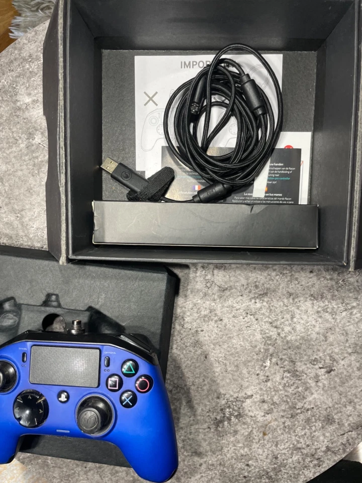 Joystick NACON REVOLUTION PRO Controller per PlayStation 4/5 e pc - blue , nuovo - Immagine 4 di 4