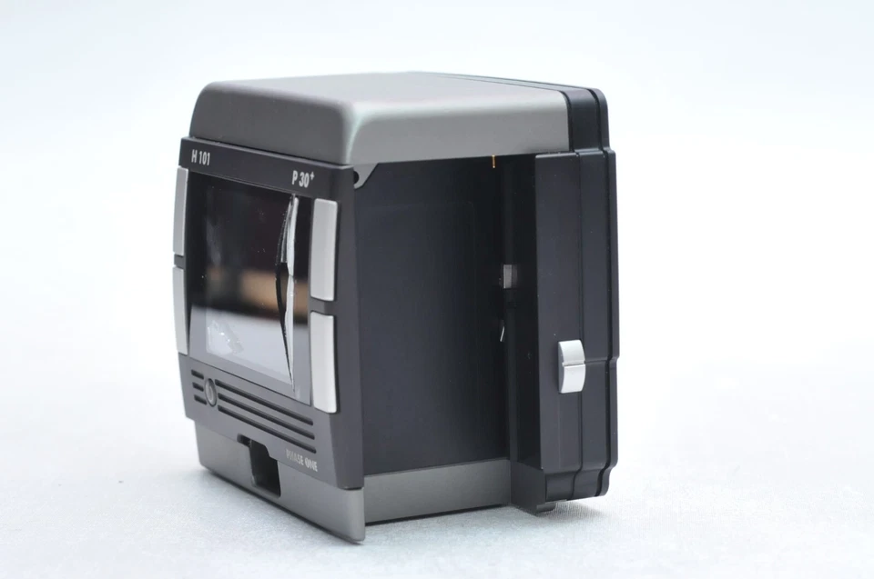 Phase One P30 H101 Digital Back for Hasselblad H Repair/Parts - Image 2 of 4