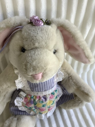 The 1996 Bialosky Treasury 11" Plush Rabbitt Named Molly! - Picture 9 of 10