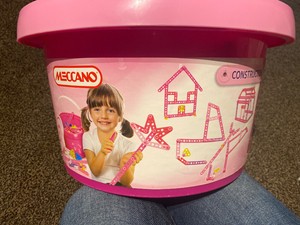 pink meccano