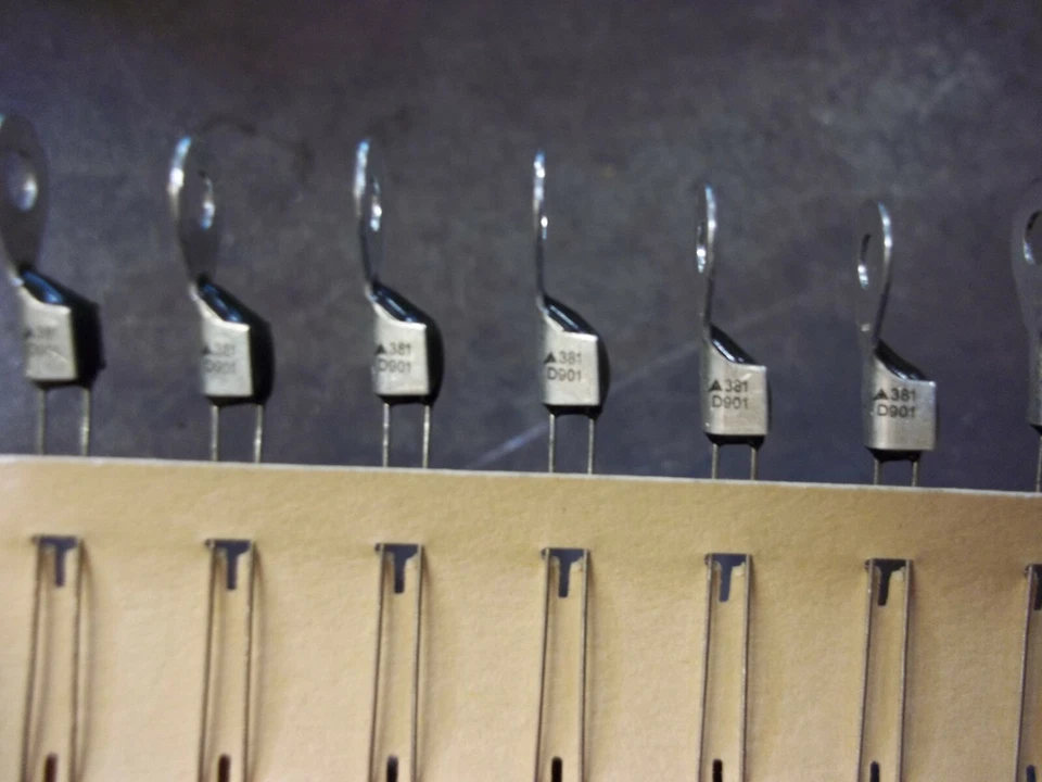 EPCOS B59901D110A40Z5 PTC THERMISTORS QTY. 500 (610) - Image 3 of 4