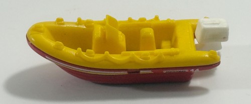 Matchbox Sea Rescue Raft Boat Yellow/Red 2012 Thailand - Picture 2 of 8