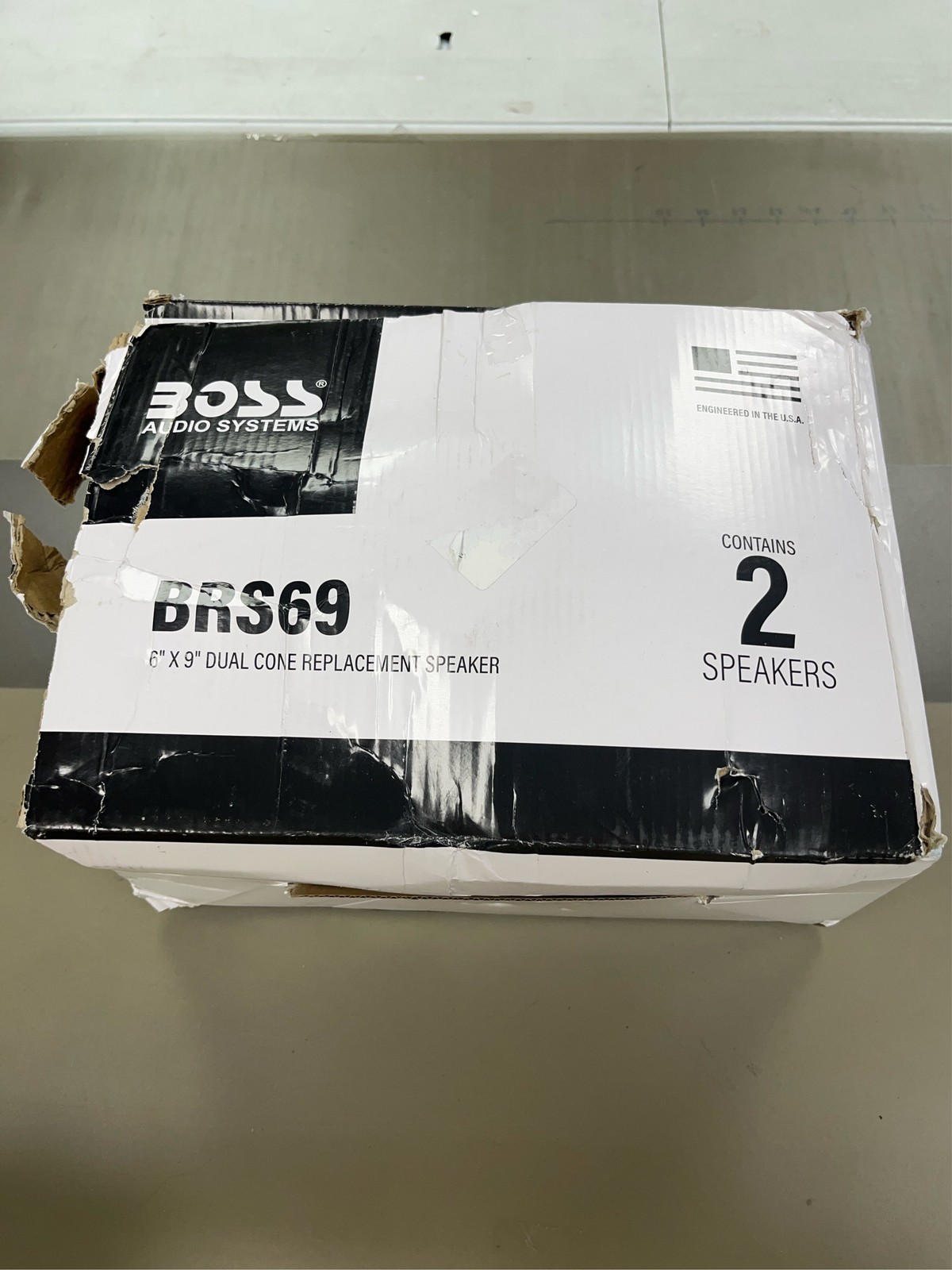 - 800 Watts (per Pair),  1
