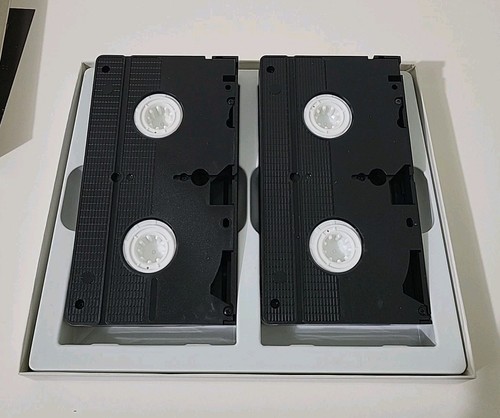 Gone with the Wind Deluxe Edition box set VHS 2 tapes w/ pamphlet guide - Picture 12 of 12