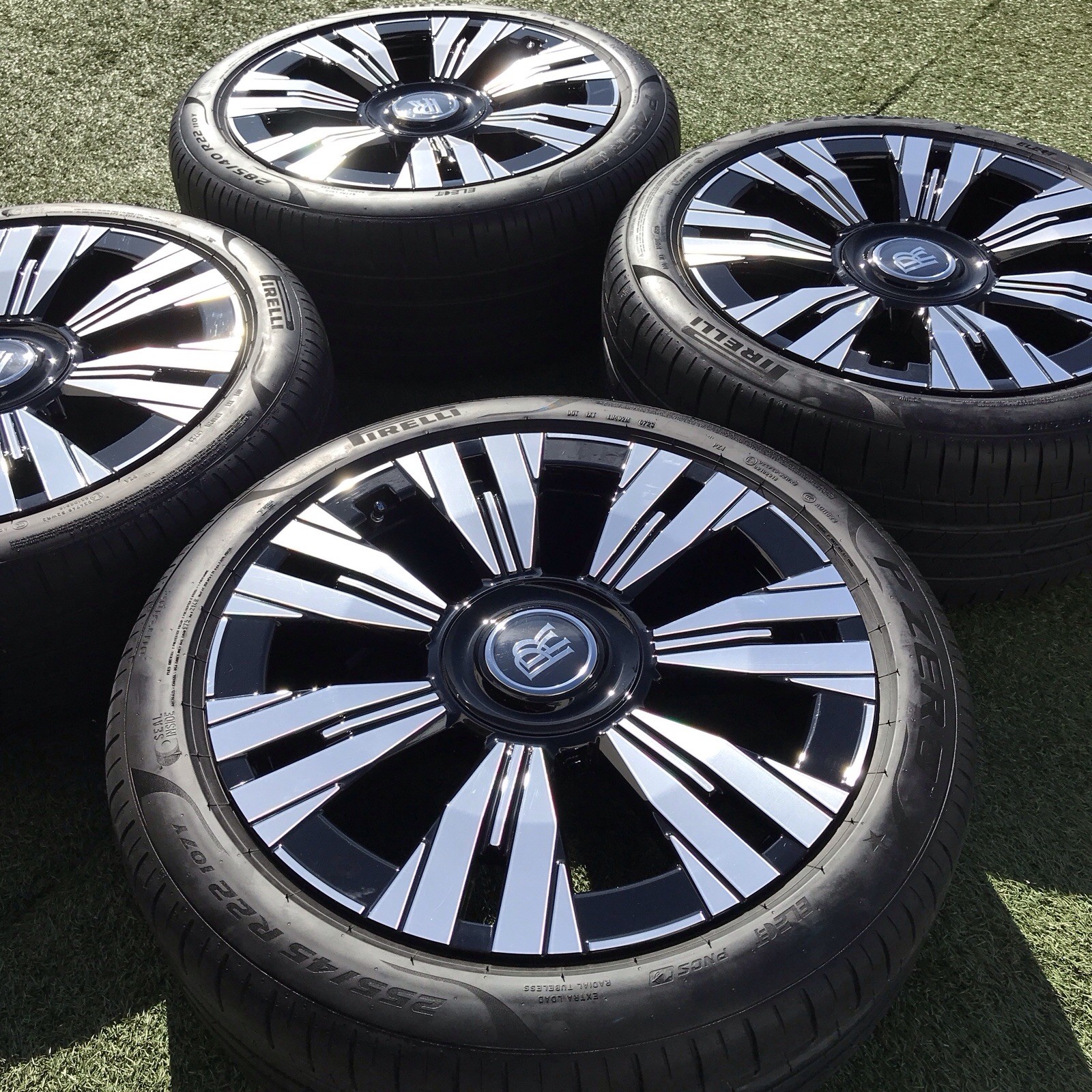 22 ROLLS ROYCE SPETCRE RIMS 2024 RIMS TIRES TPMS NEW ALL 4 GENUINE 5A2A585