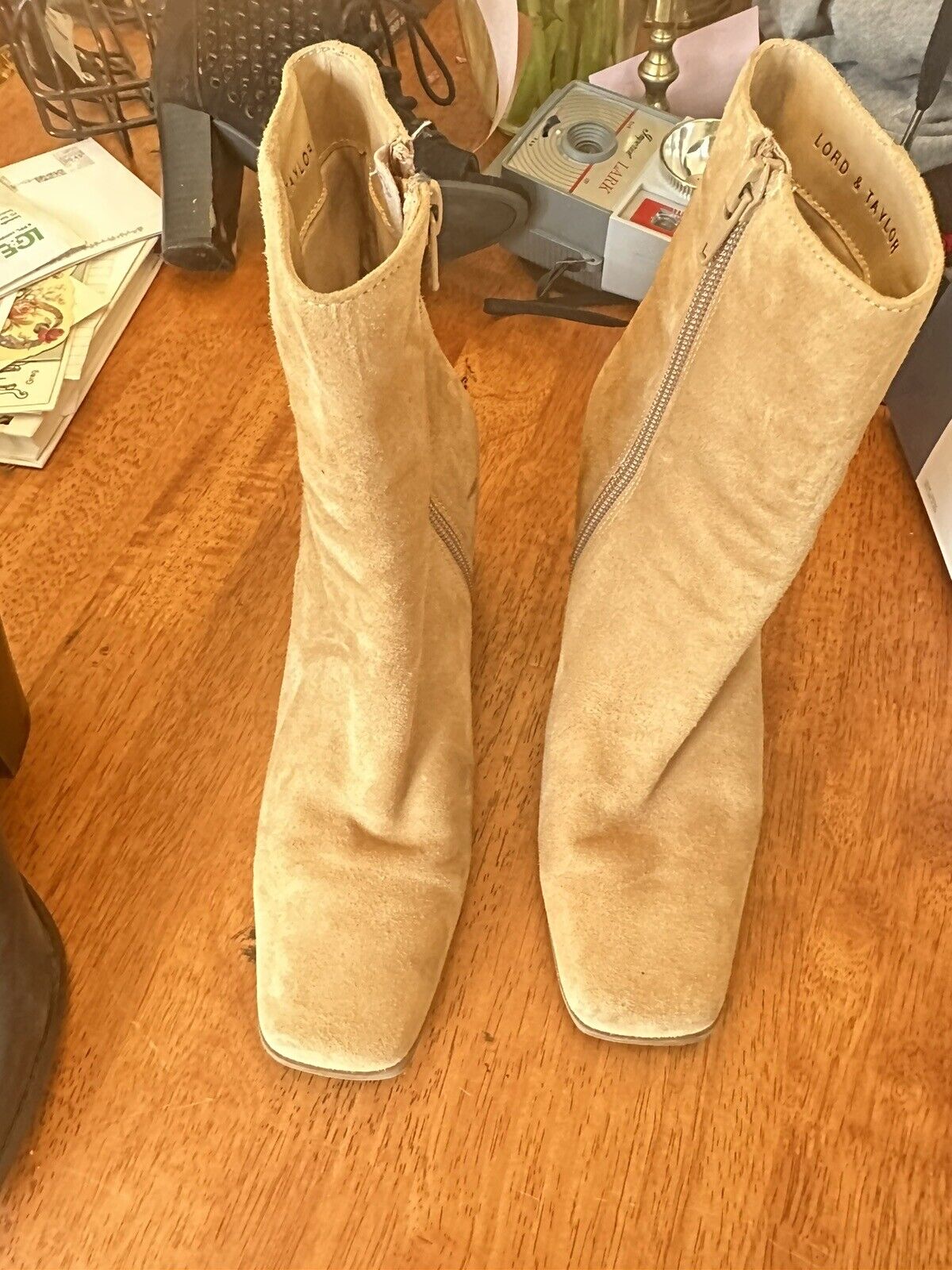 Foto 1 di 8