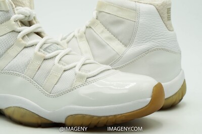 AIR JORDAN XI 11 RETRO USED SIZE 9 ANNIVERSARY WHITE  display picture 1
