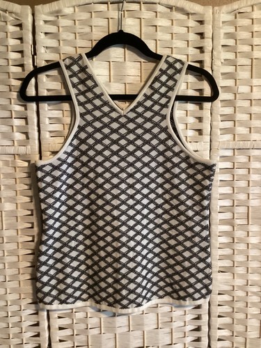 Moth Sleeveless V Neck White black Knit Sweater Anthropologie Women’s sz S/P