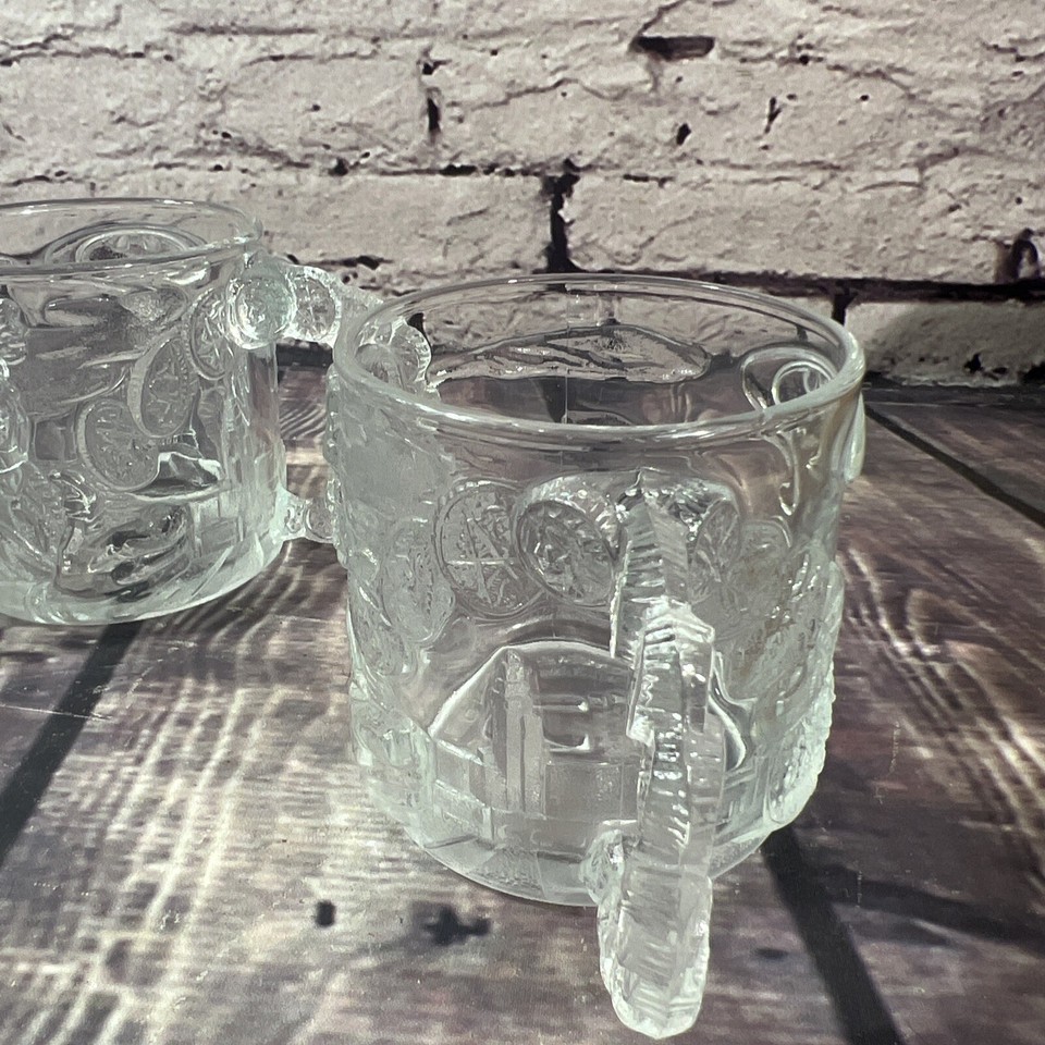 (3) BATMAN FOREVER 1995 TWOFACE TOMMY LEE JONES GLASS MUG McDONALD'S
