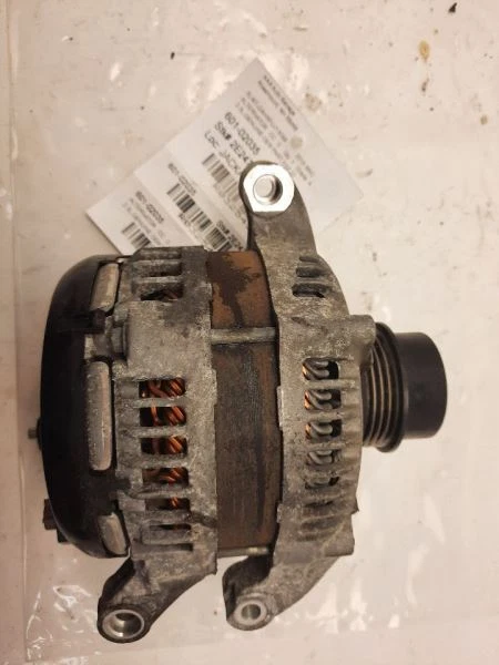 Alternator 2015 Mkc Sku#3254544 Foto 2 de 4